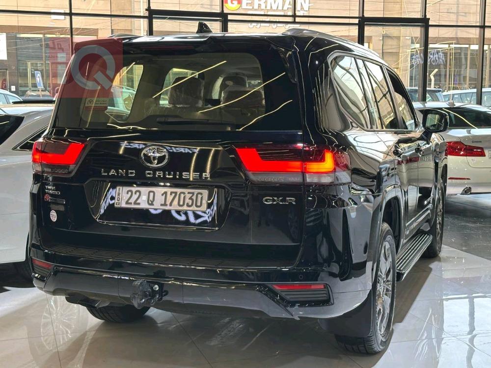 Toyota Land Cruiser
